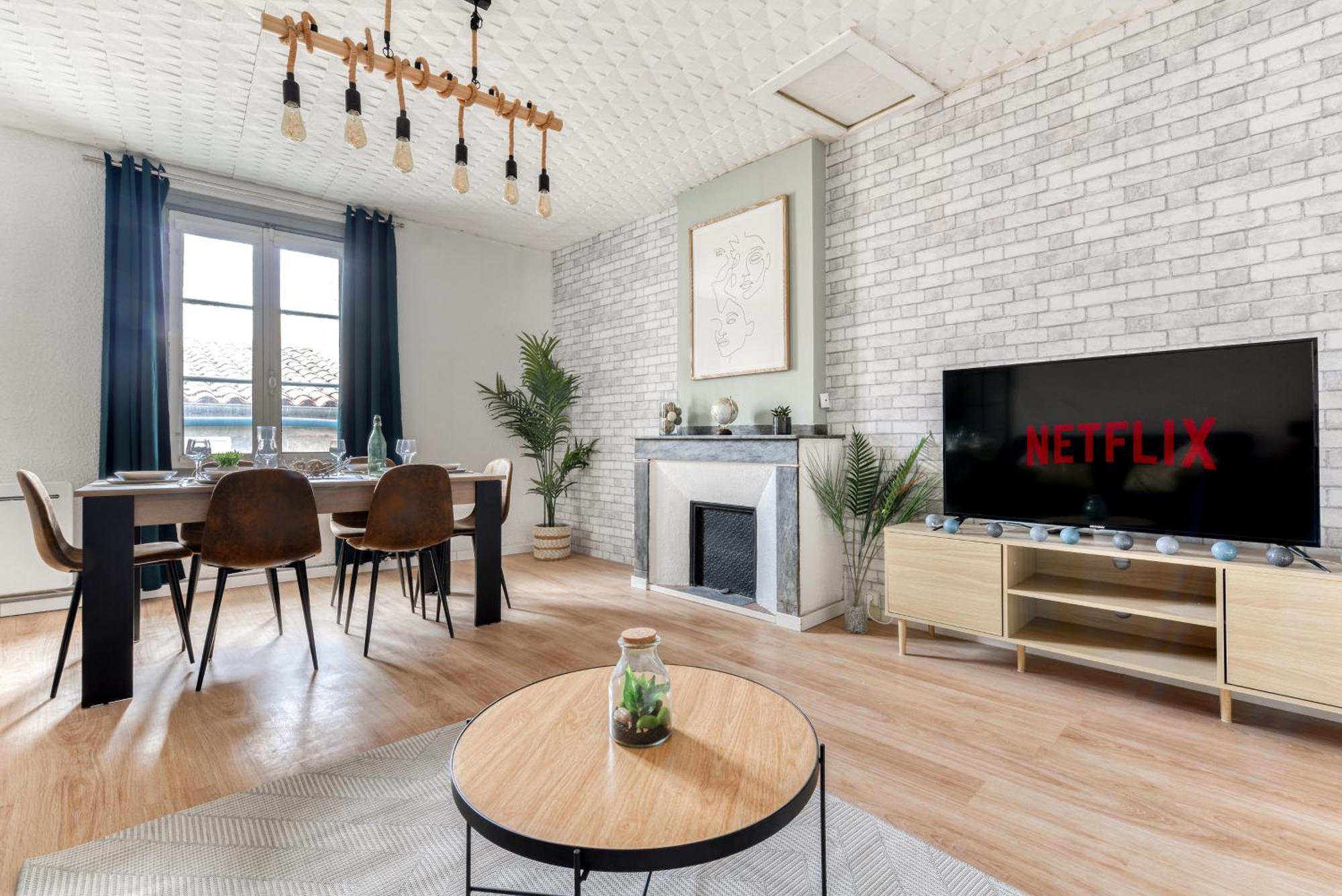 El Balneo - Wifi - Central - Tout A Pied - Netflix - Parking การ์กาซอน ภายนอก รูปภาพ